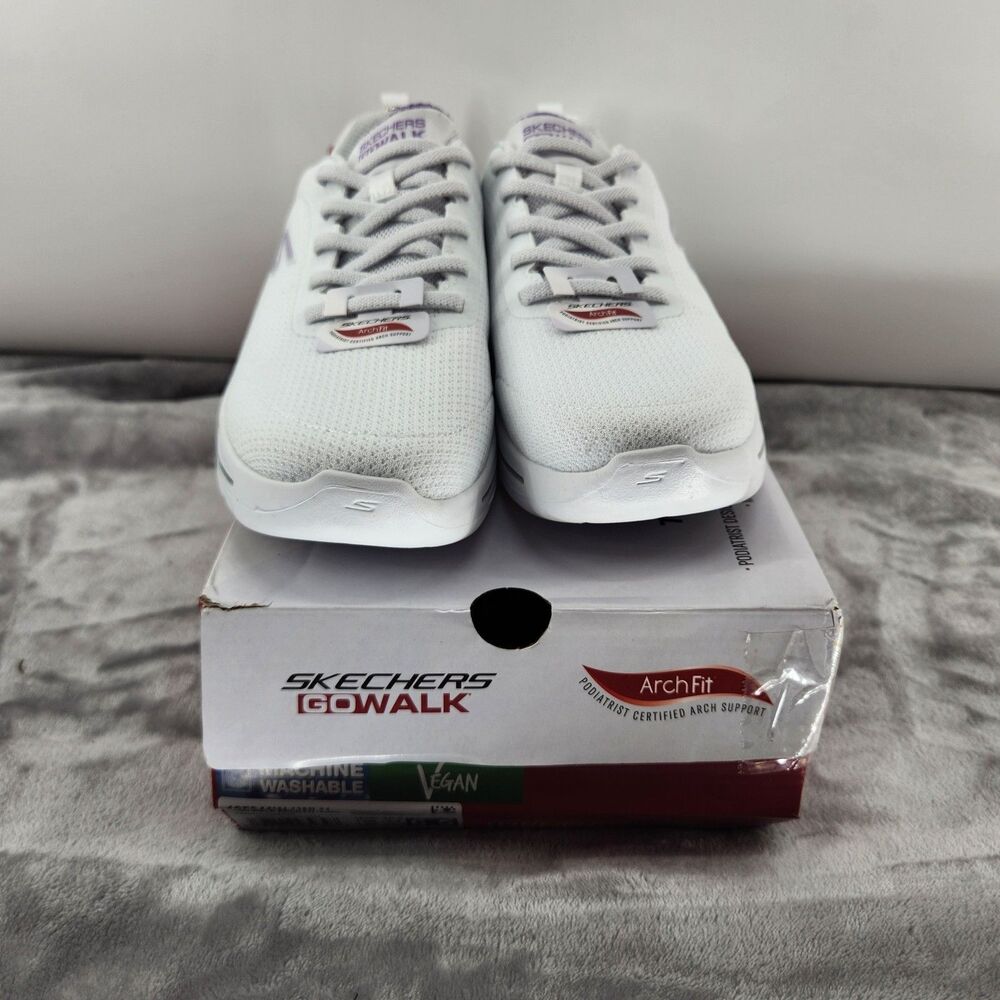 SKECHERS Women's 6.5 White Lavender Go Walk Arch Fit Shoes NWT